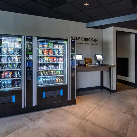 Diamond Capsule Amsterdam South أمستلفين