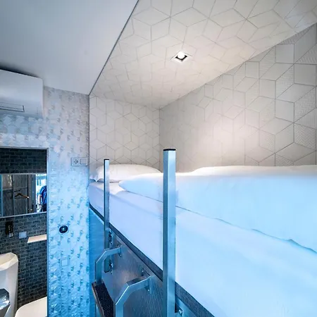 Diamond Capsule Amsterdam South מלון 2*