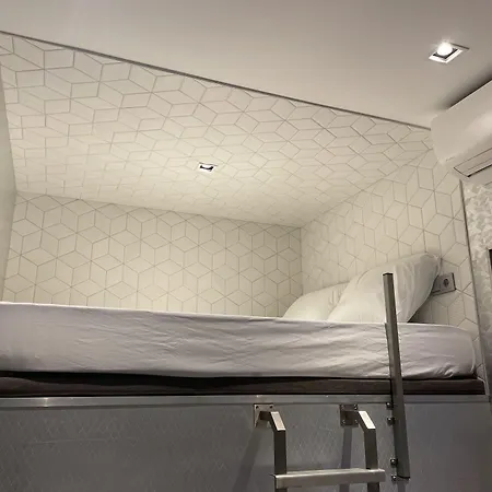 Diamond Capsule Amsterdam South 2*