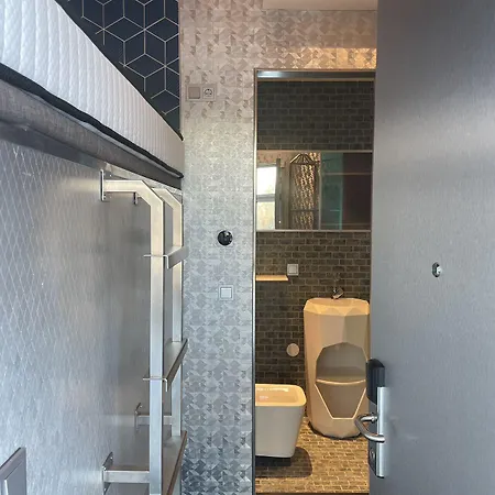 Diamond Capsule Amsterdam South