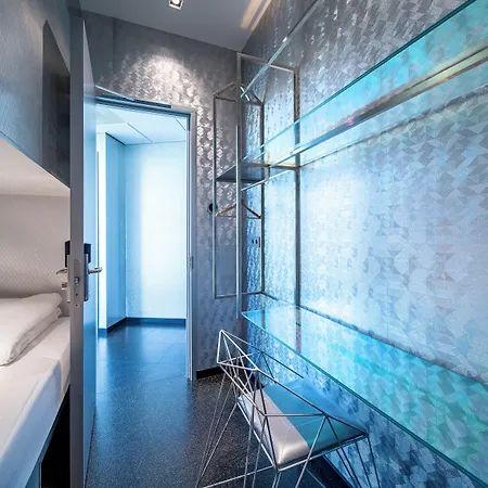 Diamond Capsule Amsterdam South فندق أمستلفين