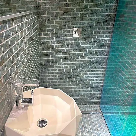 Diamond Capsule Amsterdam South Szálloda