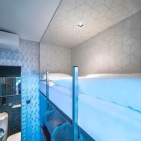 Diamond Capsule Amsterdam South Άμστελβεεν