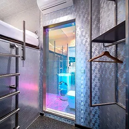 Ξενοδοχείο Diamond Capsule Amsterdam South Άμστελβεεν