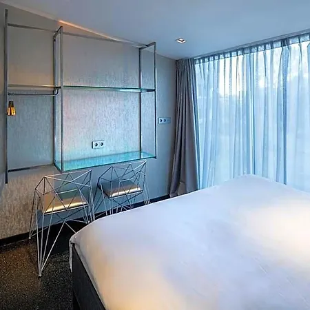 Ξενοδοχείο Diamond Capsule Amsterdam South 2*