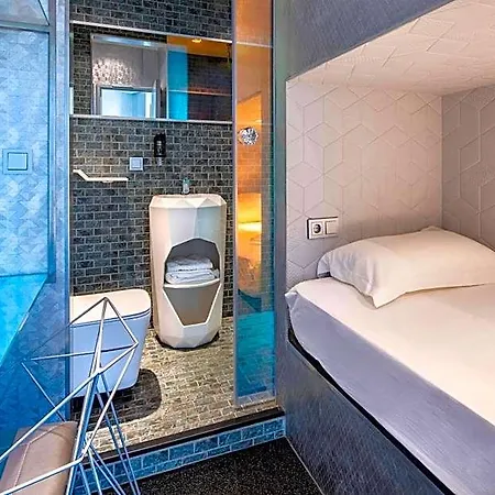 Diamond Capsule Amsterdam South Ξενοδοχείο 2*