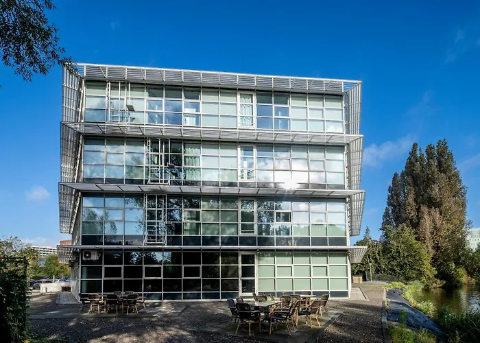 Diamond Capsule Amsterdam South 2* Amstelveen