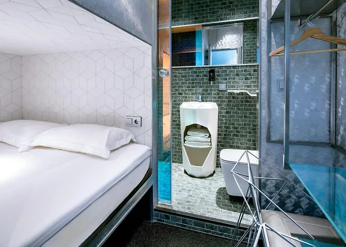 Diamond Capsule Amsterdam South 2* Amstelveen