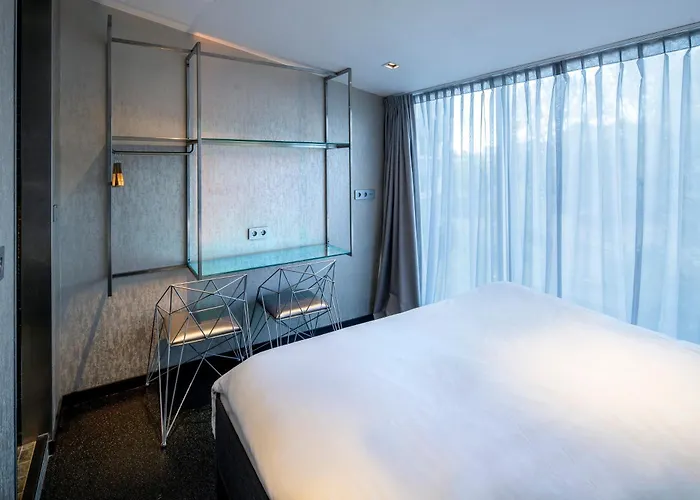 Hotel Diamond Capsule Amsterdam South 2*