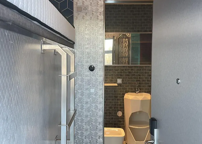 Diamond Capsule Amsterdam South