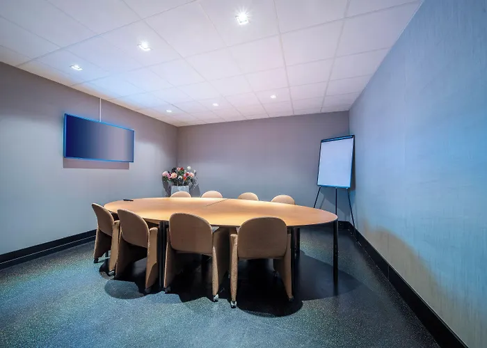 Diamond Capsule Amsterdam South Hotel 2*