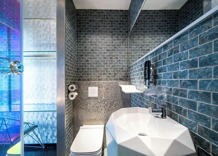 Diamond Capsule Amsterdam South