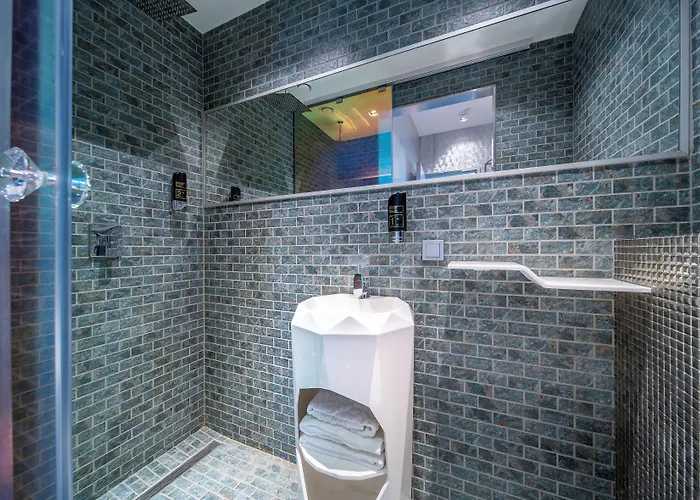 Hotel Diamond Capsule Amsterdam South 2*