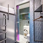 Diamond Capsule Amsterdam South 酒店 2*