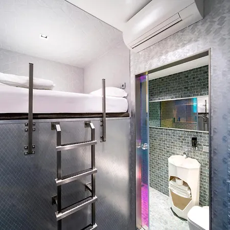 Diamond Capsule Amsterdam South Hotel Amstelveen